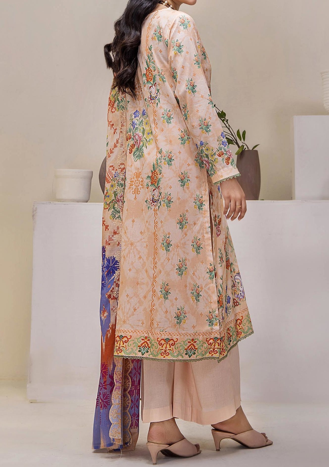 Gulljee Mahajal Ready Made Embroidered Lawn Dress - db26179