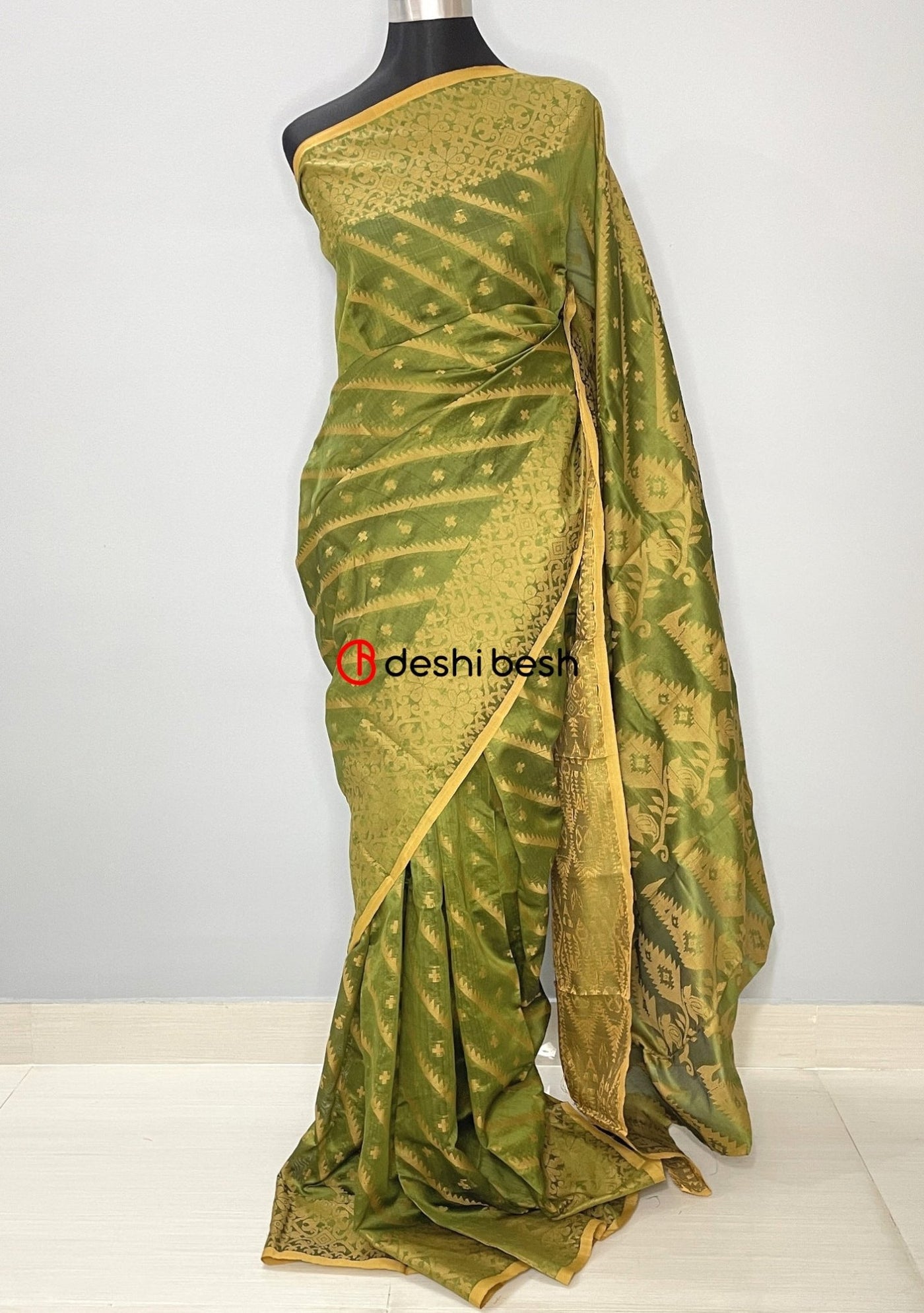 Handloom Jacquard Katan Silk Saree - db25806