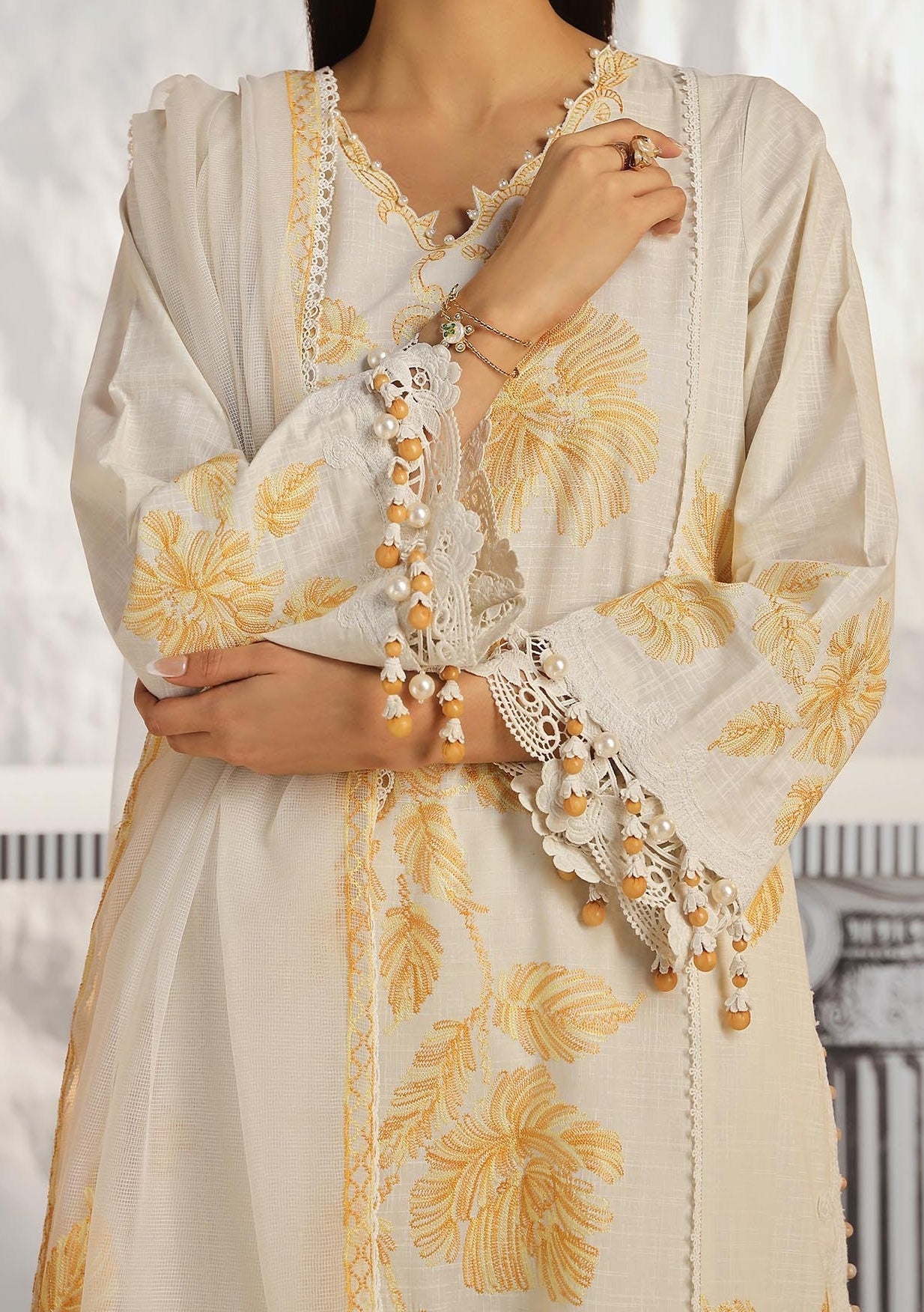 Sana Safinaz Muzlin Summer Pakistani Lawn Dress - db26937