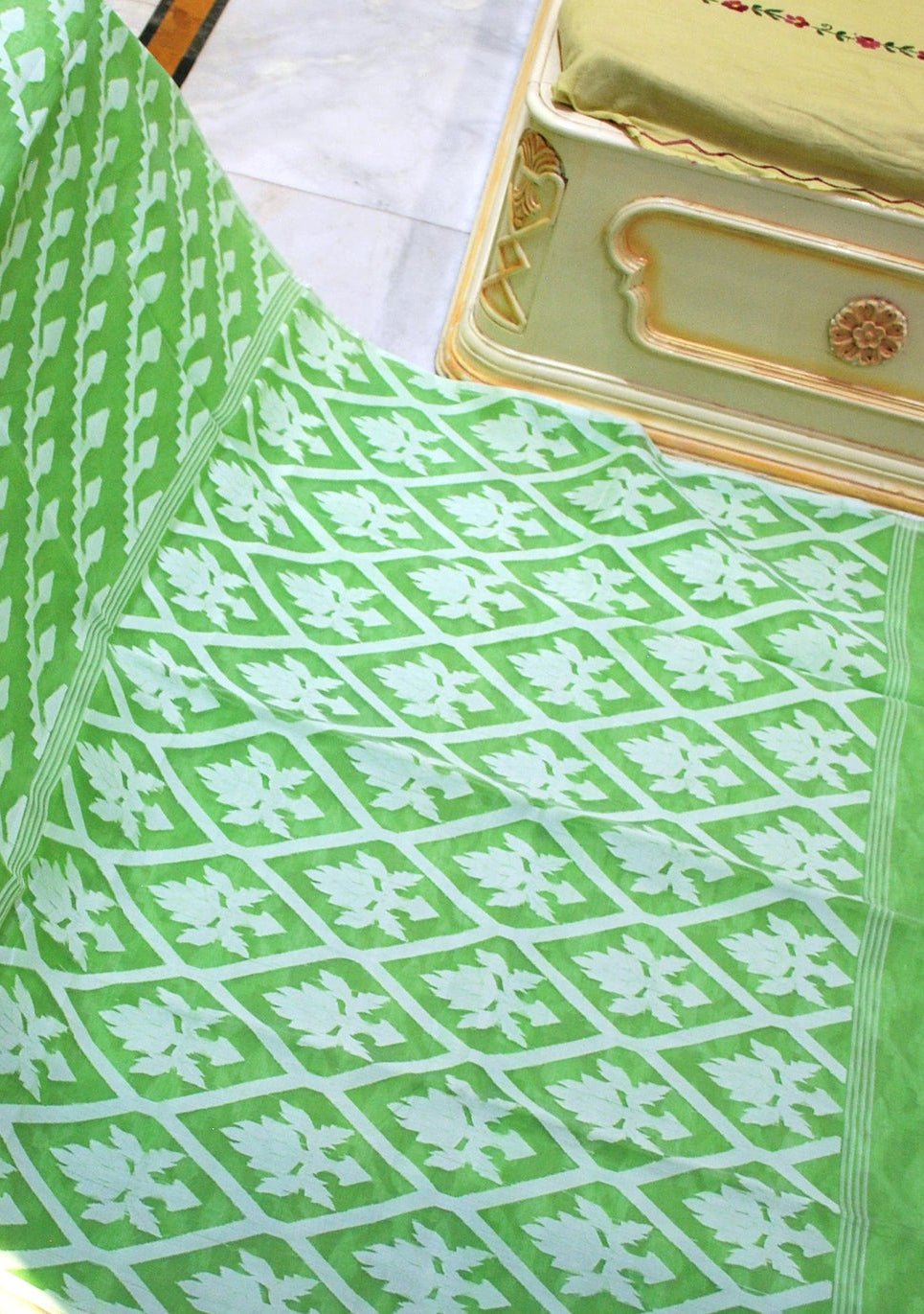 Exclusive Traditional Hand Woven Jamdani Saree - db20557