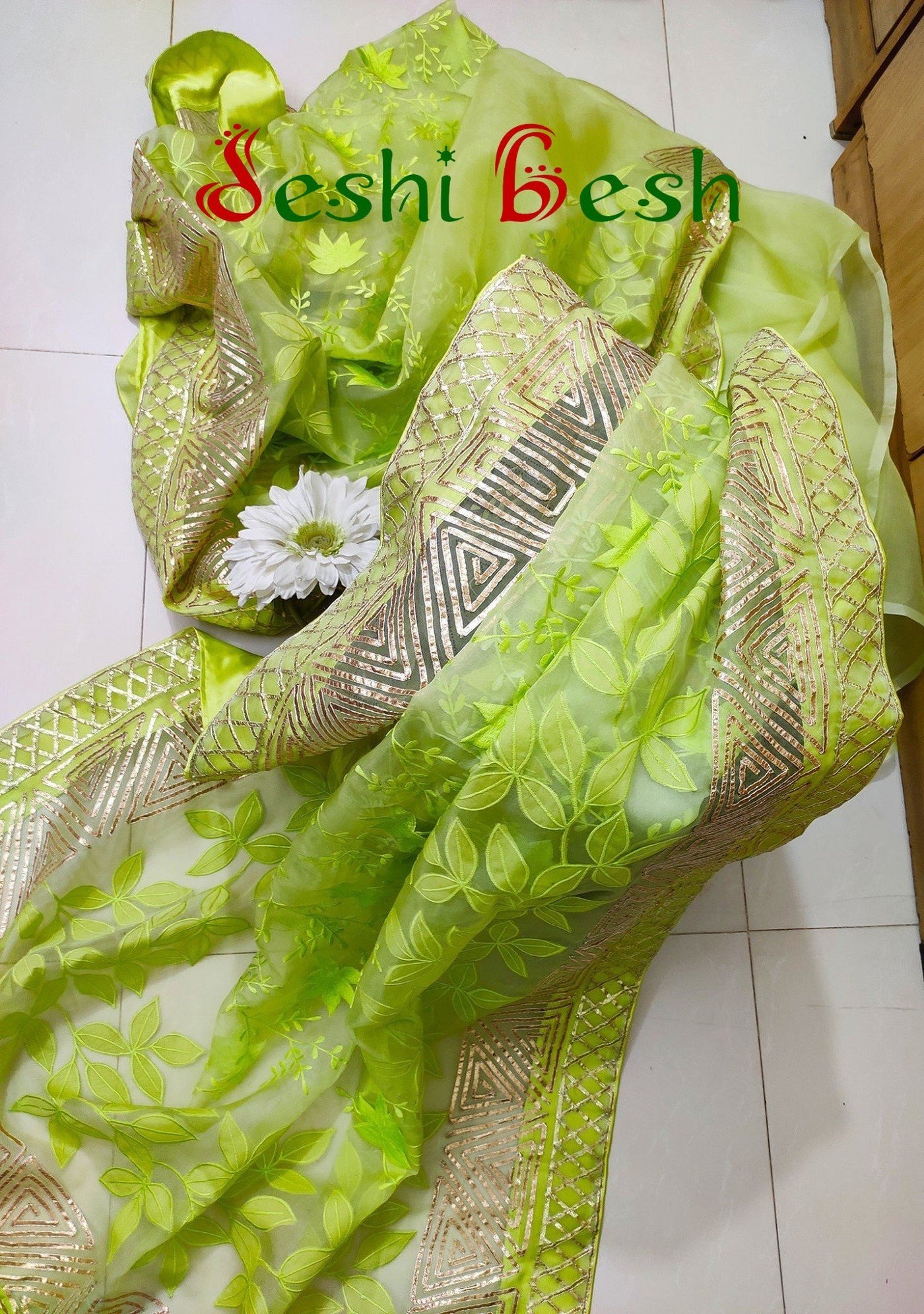Gorgeous Boutique Designer Embroidered Muslin Saree: Deshi Besh.