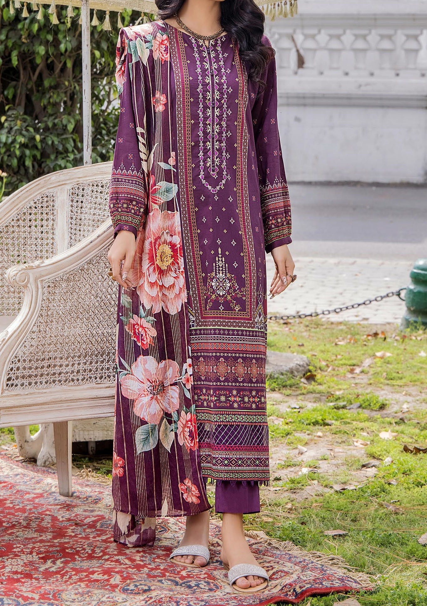 Gulljee Musk Pakistani Embroidered Lawn - db22570