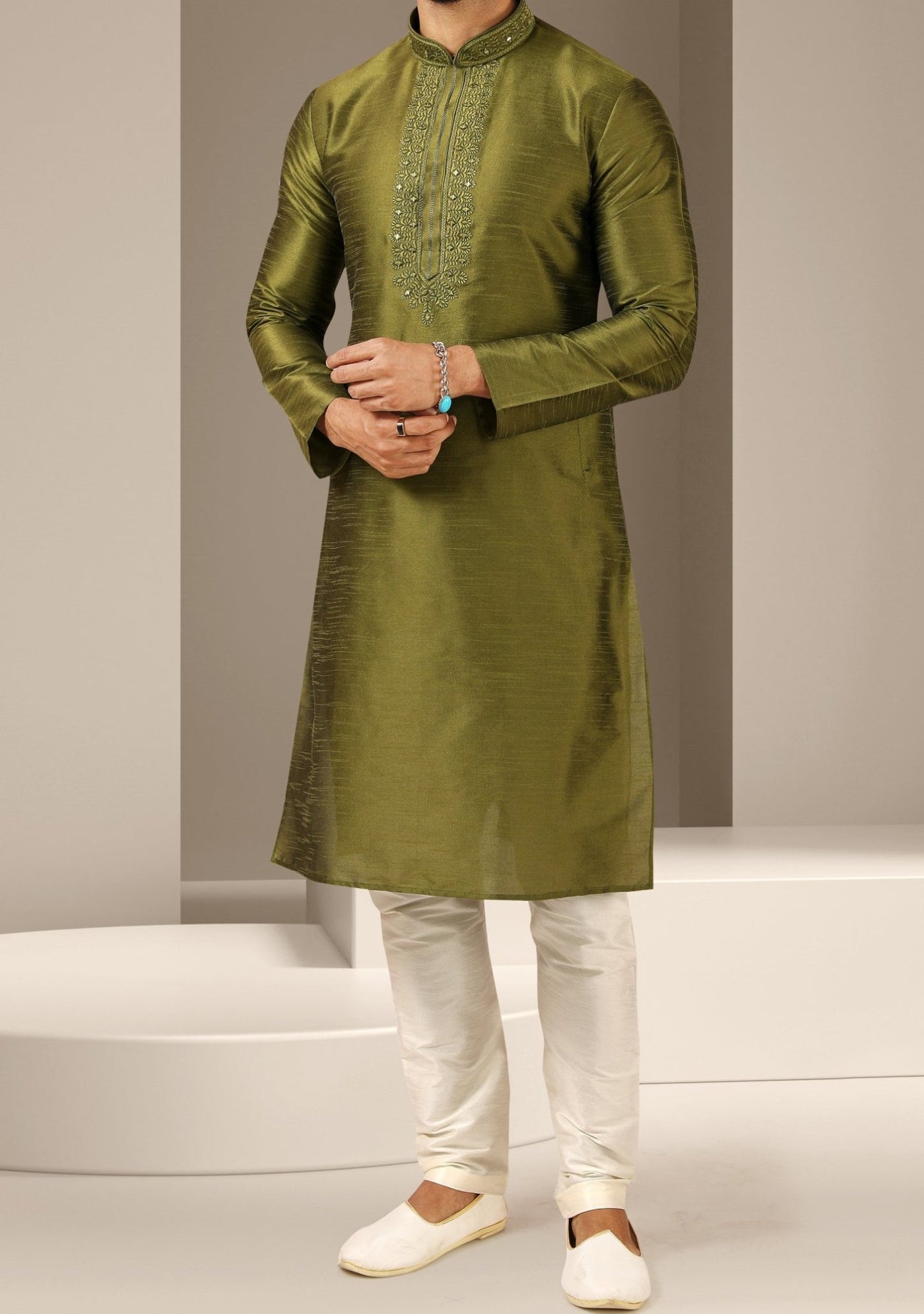 Men's Traditional Party Wear Kurta Pajama - db19424