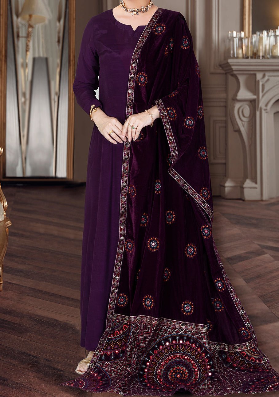 Ramsha Pakistani Embroidered Velvet Shawl - db24539