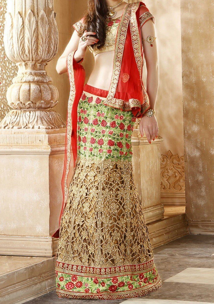 Roopvati  Kamya Bridal Designer Lehenga Choli: Deshi Besh.