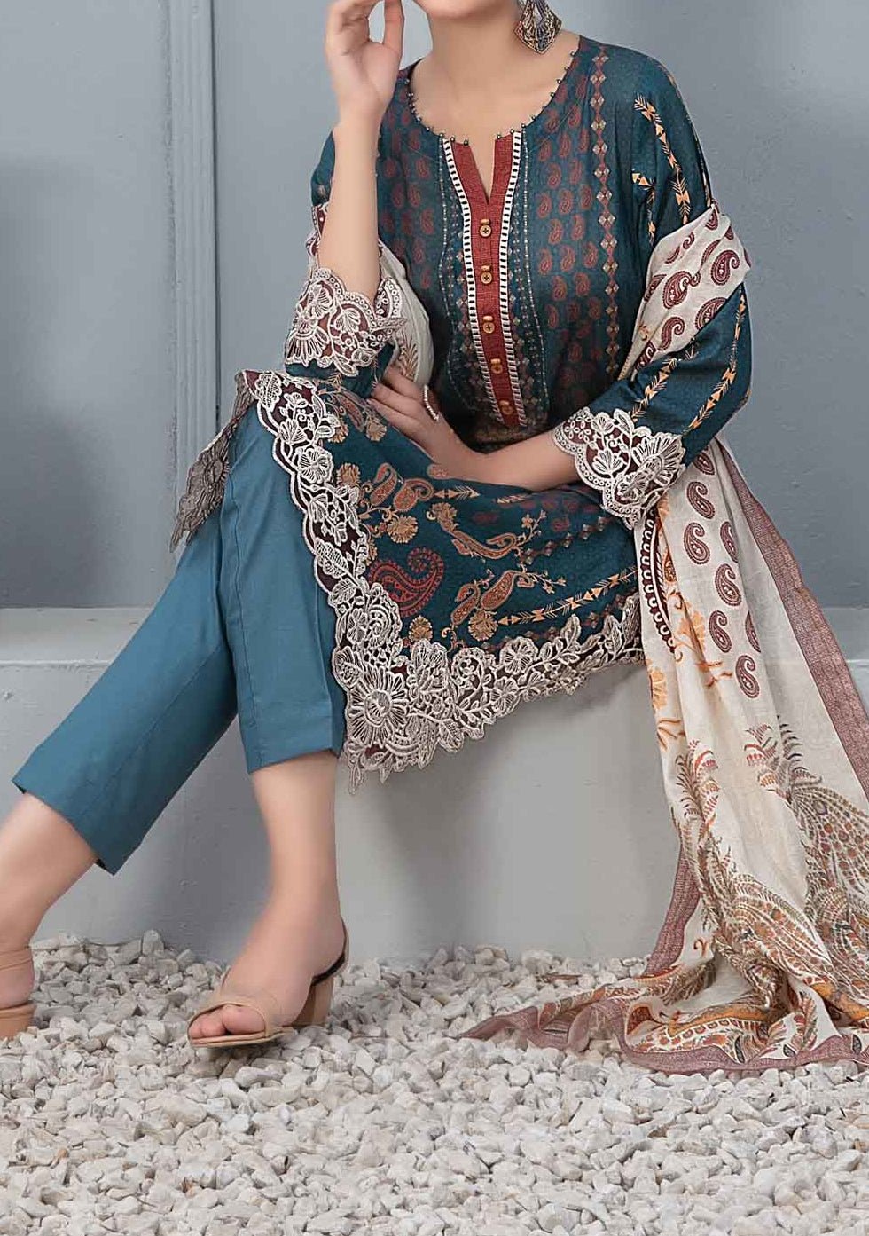 Tawakkal Cloite Embroidered Printed Lawn Dress - db25578